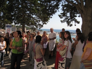 Visita i ruta per Arenys amb el nou professorat Visita i ruta per Arenys amb el nou professorat