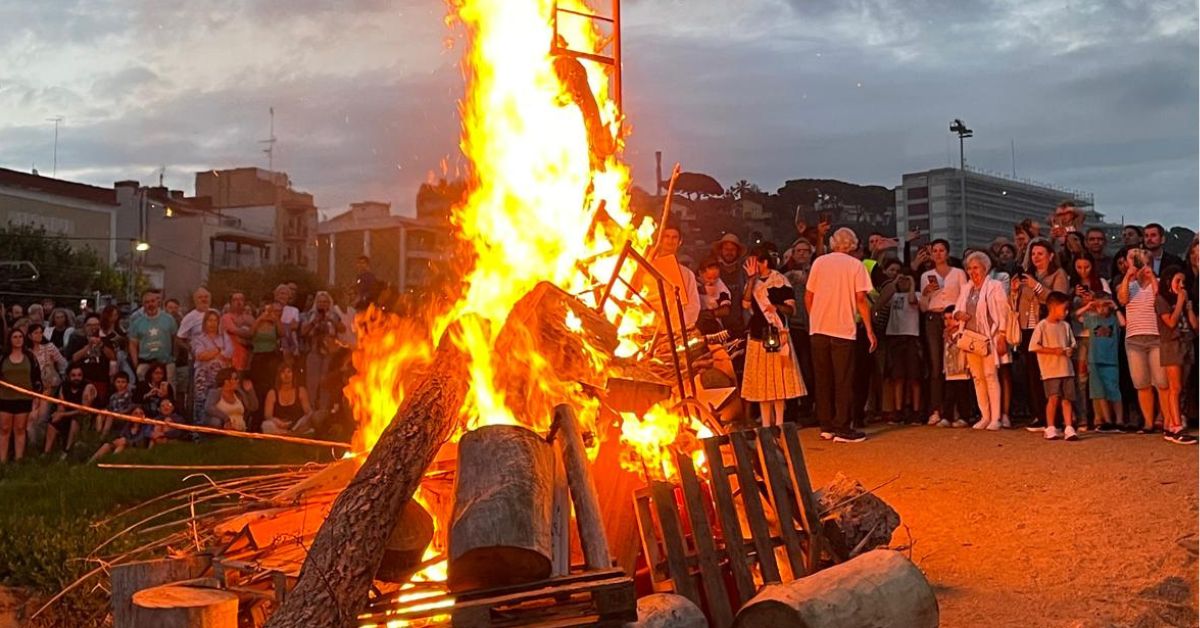 arenys es prepara per a la revetlla de sant joan