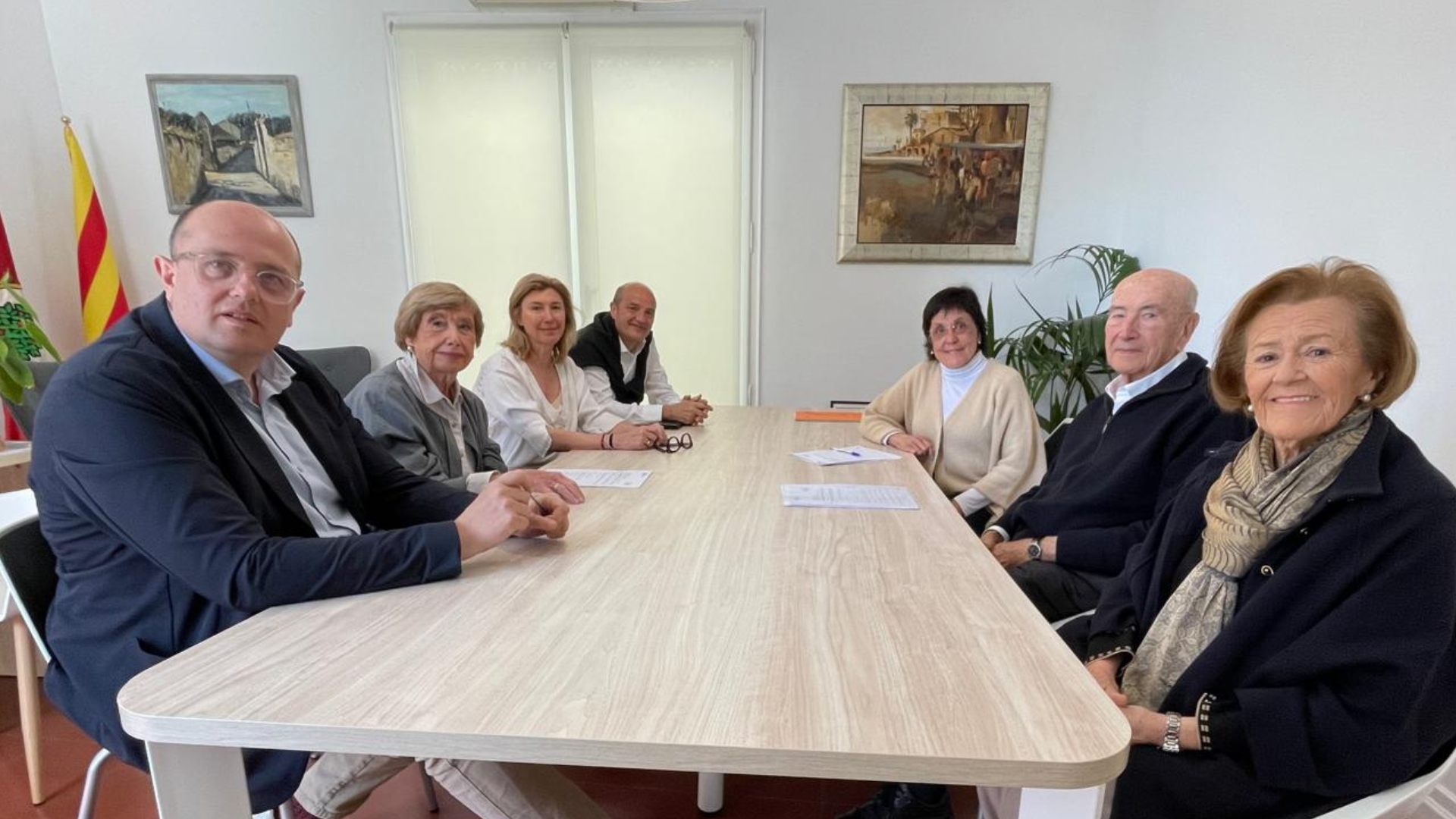 la biblioteca rep una donació de material del pare fidel fita