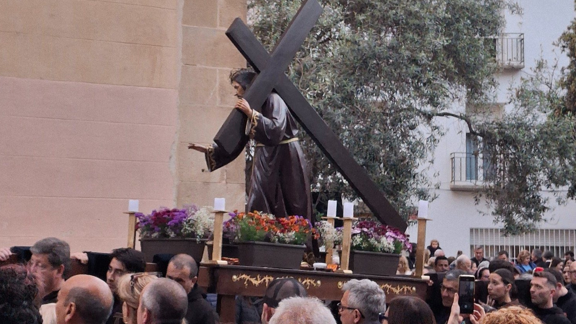 afectacions en el trànsit amb motiu de la processó de divendres sant