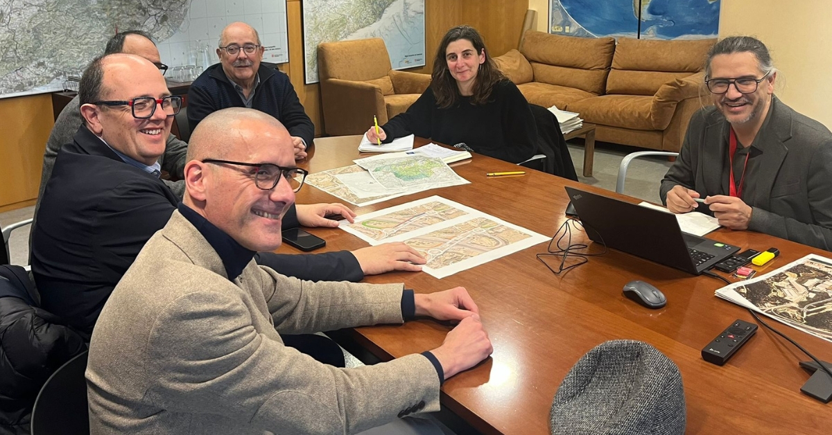 els alcaldes dels dos arenys es reuneixen amb territori per impulsar les noves rotondes sota l'autopista