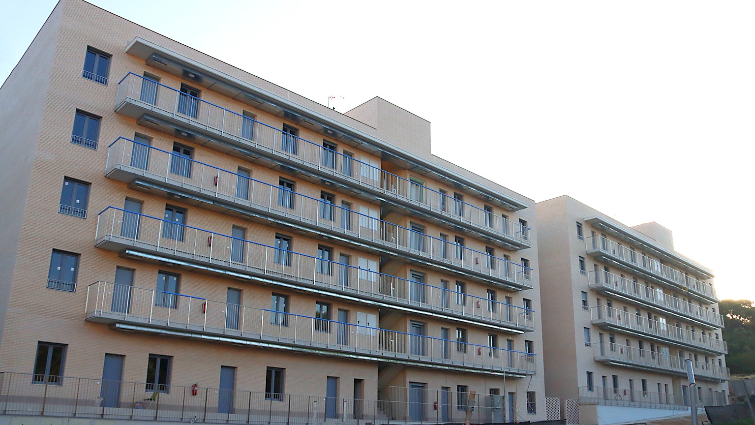 sorteig d'ajudicació dels pisos hpo amb règim de lloguer del bareu i llistes definitives
