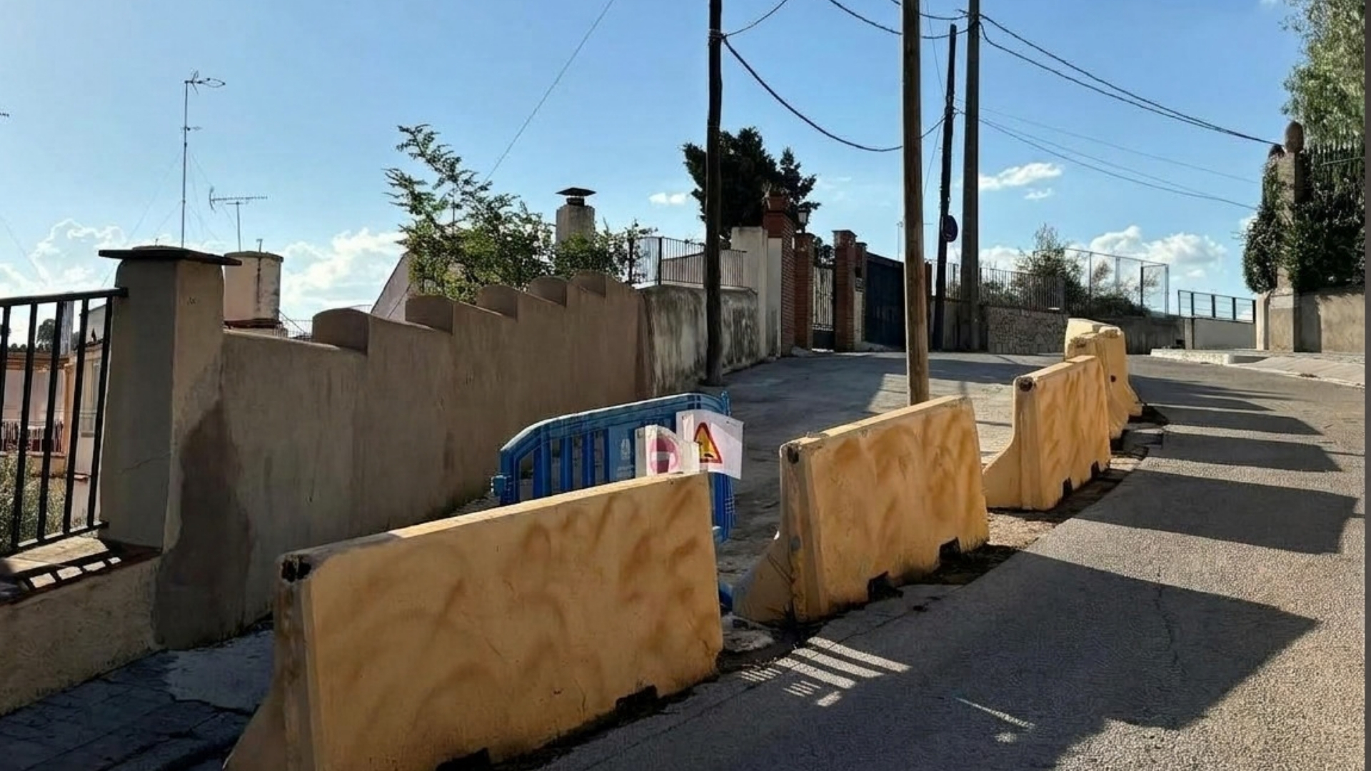 represa de les obres del mur plana paradís-carrer olivar el pròxim 13 d'octubre
